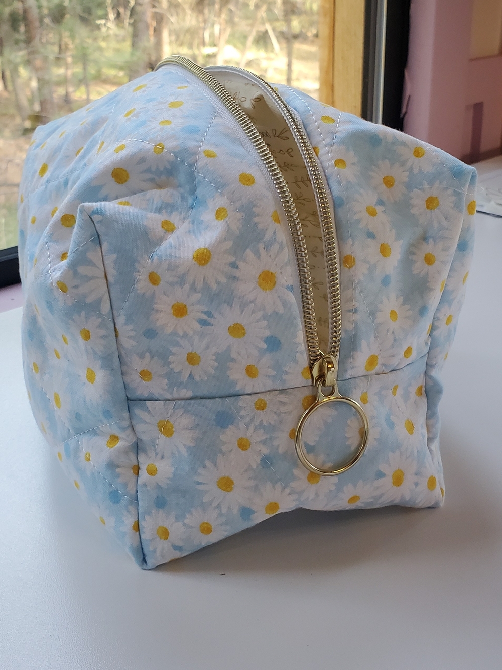 Large Quilted Boxy Makeup Bag Daisy